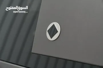  13 Land Rover Defender 110 Octa