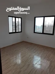  8 للبيع عمارة سكنية مكونة من عدة طوابق في منطقة ماركا الجنوبية