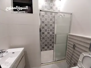  11 شقة طابق اول بمساحة 250 متر للبيع في الظهير  ( Property ID : 30873 )