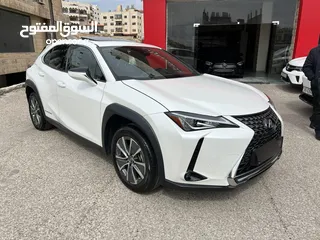  4 ليكزس UX300e كهربائية اعلى اضافات 2021