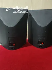  2 سماعتين سوني بحالة ممتاز بدون بوفر