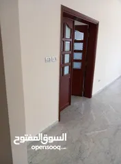 17 شقه طابقية للاجار