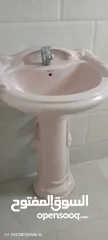 2 مغسلة حمام في حاله ممتازه