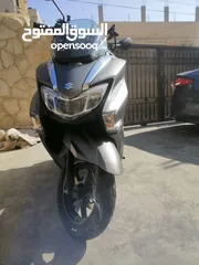  5 سكوتر سوزوكي بيرجمان