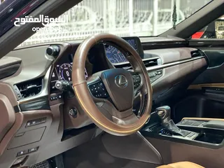  10 Lexus ES 350 model 2019