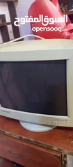  11 لاب توب عدد 2 وكمبيوتر نوعيه قديمه استعمال خفيف نوع لاب HB ونوع acer ونوع الكمبيوتر PHILIPs البيع كو