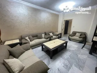  12 شقة مفروشة للإيجار طابق أرضي بام السماق 300 م داخلي 170 م وترس امامي 30 م وحديقة 100م
