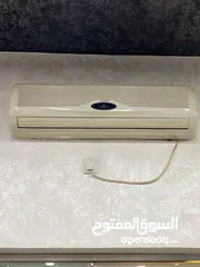  2 مكيفات بحالة جيدة عدد 4