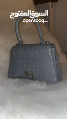  6 شناتي براندات للبيع مستعجل
