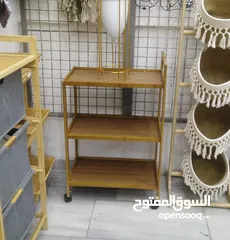  4 ستاند خشب  متعدد الاستعمال او بلاستيك