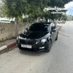  2 سكودا انظف من هيك مستحيل صور لحالها بتحكي