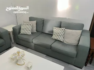  2 غرفة جلوس للبيع