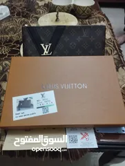  1 LOUIS VUITTON