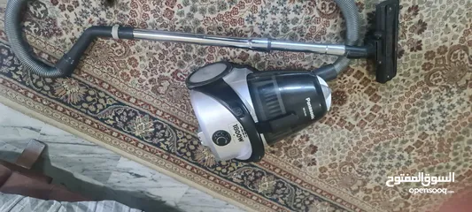  2 مكنسة بانوسونيك  (( Panasonic))  1800 واط ، بحالة الجديد ،