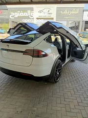  20 Tesla Model X - 2018