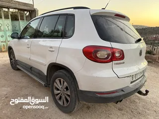  4 فولكسفاغن تيجوان 2009 للبيع كاش او دفعة اولى والباقي شكات شخصية مع فرق بسيط بالسعر