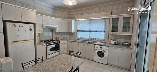  18 شقة للايجار في الشميساني ( Property 39718 )-175064461