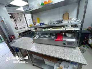  4 كفتيريا معجنات للبيع