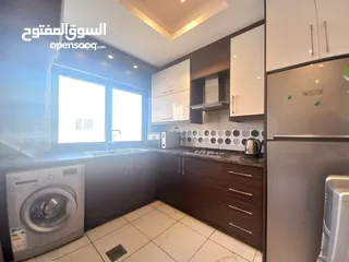  4 شقة مفروشة للإيجار في الشميساني  ( Property 34488 ) سنوي فقط