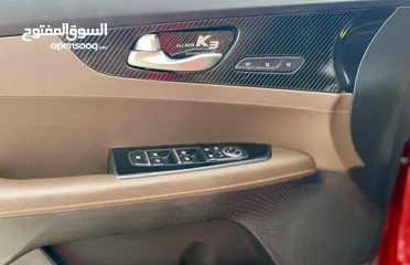  19 Kia K3  فل كامل 2019 مواصفات خاصة اعلى صنف من فئتها باسم مستورد ترخيص سنة كاملة رقم مميز