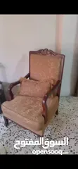  2 طقم كنب مستعمل للبيع بحالة مقبوله السعر قابل للتفاوض