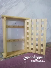  3 طاوله خشب بامبو متينه مع خزانه مفاتيح خشب بامبو
