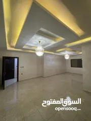  15 شقة طابق اول للبيع طبربور