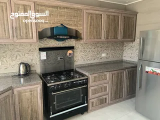  19 شقة سكنية طابق آخير ( الروف / شقتين )   للبيع في أجمل مواقع إربد