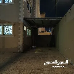  5 فله في حي طويق علي زاويه مساحته 500