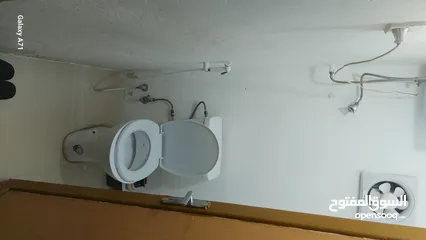  2 بيت للبيع مخيم الحصن
