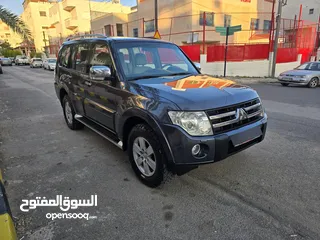  19 ميتسوبيشي باجيرو موديل 2008 فل ابشن بحالة الوكالة