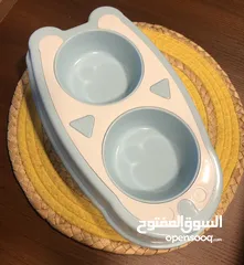  4 أغراض قطط بحالة ممتازة