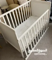  1 تخت أطفال من ايكيا