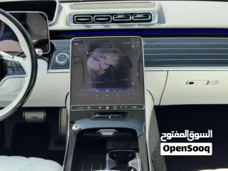  16 Mercedes-Maybach S680 2024