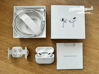  1 Apple AirPods Pro with Wireless Charging Case and Original EarTips ( only right earbud is working )