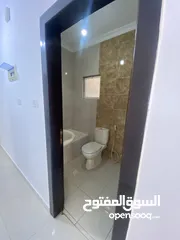  16 شقه بحالة الجديد للبيع في منطقة ضاحية الأقصى- قرب وزارة الصحه- مساحه 150 متر