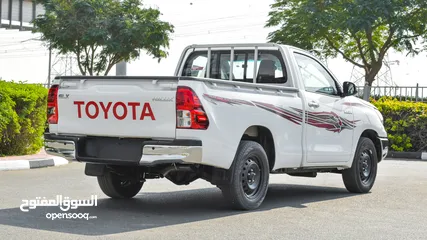  17 Toyota Hilux 2.7L