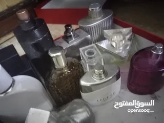  4 علب عطور فاضيه رجاليه او نسائيه