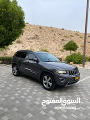  4 جيب جراند شيروكي RT V8 ليمتد موديل 2014 خليجي وكالة عمان