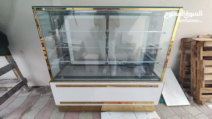 3 Refrigerator for shops and restaurants