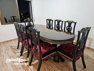  1 طاوله سفره 8 مقاعد خشب زان بحالة الوكالة