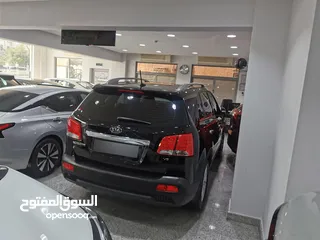  4 للبيع كيا سورينتو فل اوبشن موديل 2013