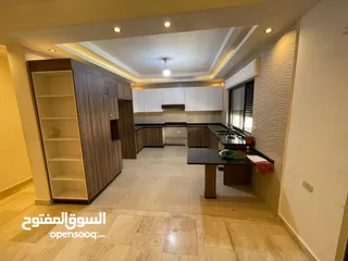  1 شقه طابق اول فاخره سوبر ديلوكس للايجار في مرج الحمام خلف المدارس العالميه طريق المطار