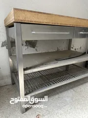  4 للبيع المستعجل – طاولة مطبخ ستانليس ستيل الغذائي احترافية بجودة عالية مع سطح من الخشب الخيزران