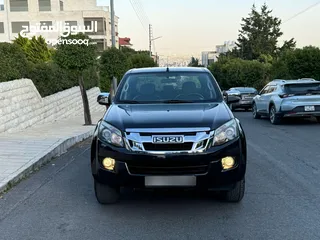  6 أيسوزو 2014 بحالة الوكالة فحص كامل  استعمال خفيف جدا