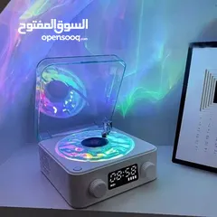  9 جهّز أجواءك... صوت نقي وإضاءة ساحرة بجهاز واحد يخلّي كل لحظة مختلفة! مكبر صوت مع اضاءة محيطية .
