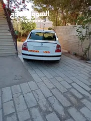  4 باسات 2005 للبيع