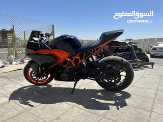  2 دراجة كي تي ام ار سي KTM RC 2018 دراجة نارية