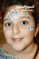  22 Face painting