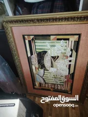  2 براويز بأشكال متعدده حجم كبير ممتاز للديكور وارد من الإمارات العربية المتحدة.